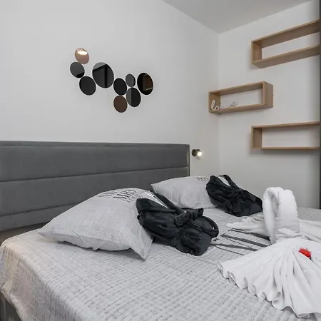 Hotel Alison